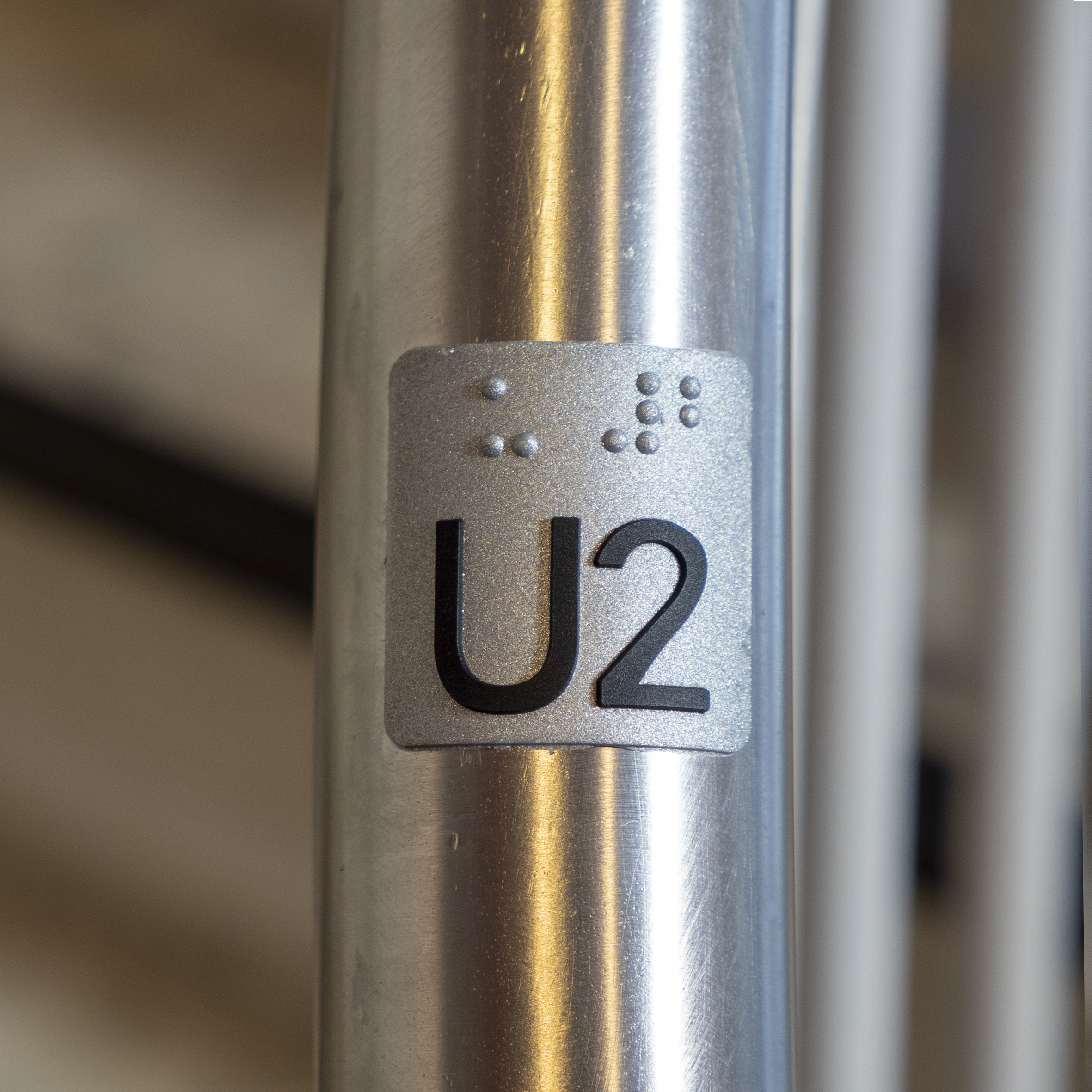 U2